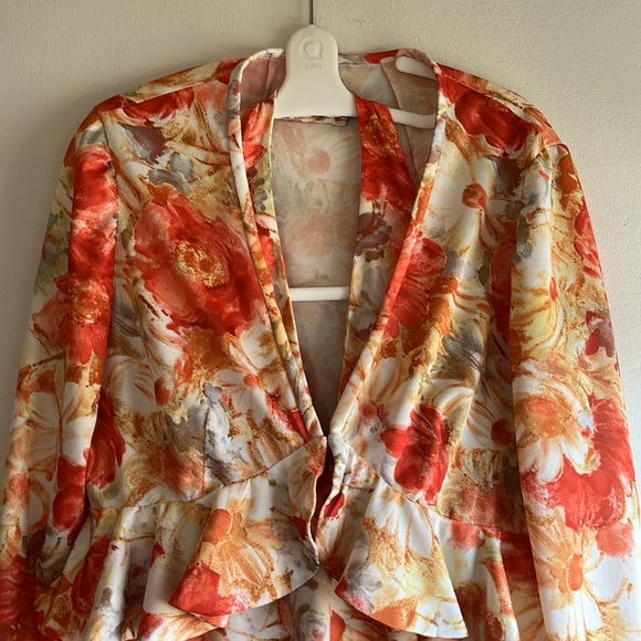 Vintage Custom-made 1960s/1970s? floral halter maxi dress with matching jacket.… - Picture 3 of 9